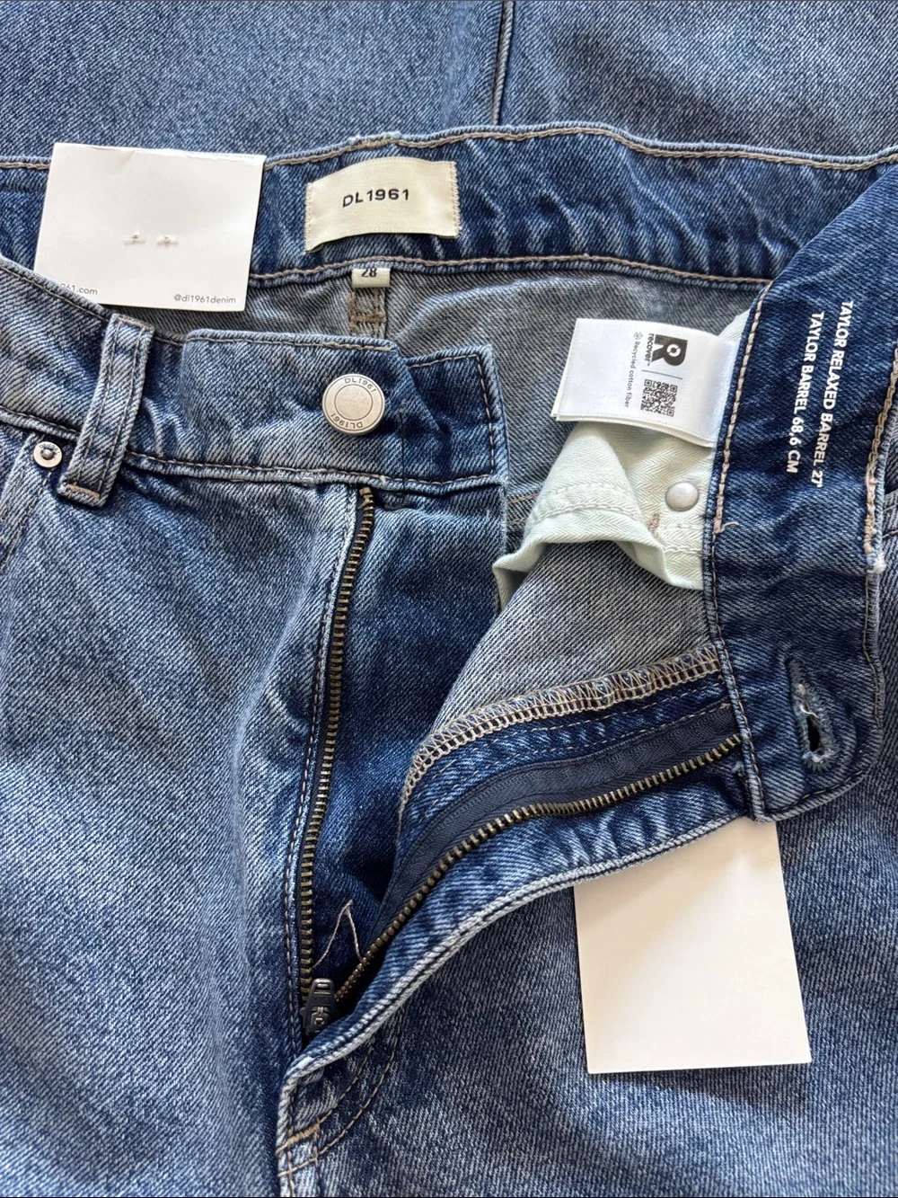 DL1961 Taylor Relaxed Barrel Ultra High Rise Jeans in Salt Lake Colorway Size 28